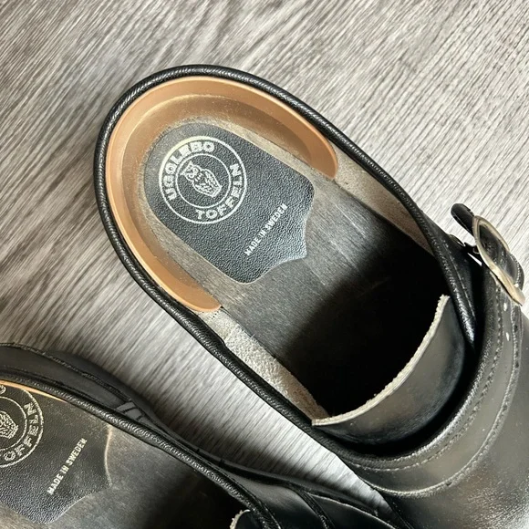 Uggelbo Toffeln Black Leather Clogs | 40 - Picture 3 of 11